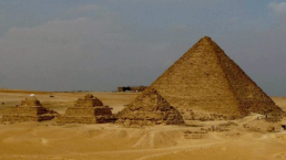 Рубрика «7 чудес света» - комплекс пирамид в Гизе, слайд 9